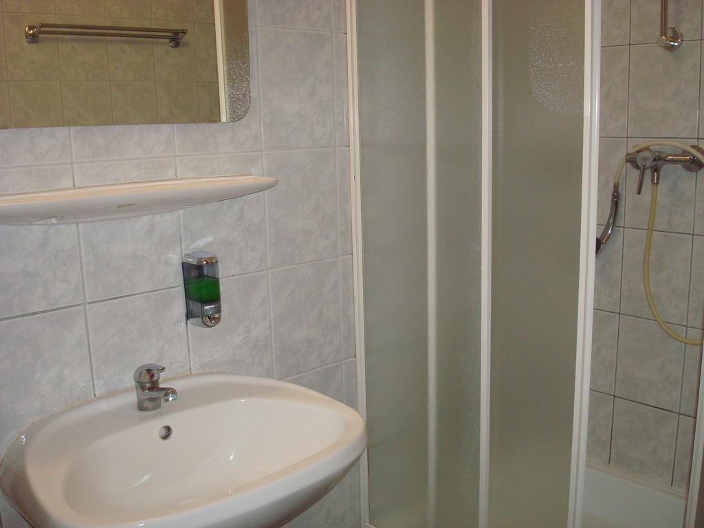 Hotel Termal Tiszaújváros Chambre photo
